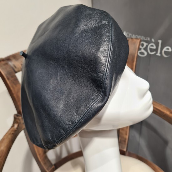 Leather béret by Ill Cappellaio Matto