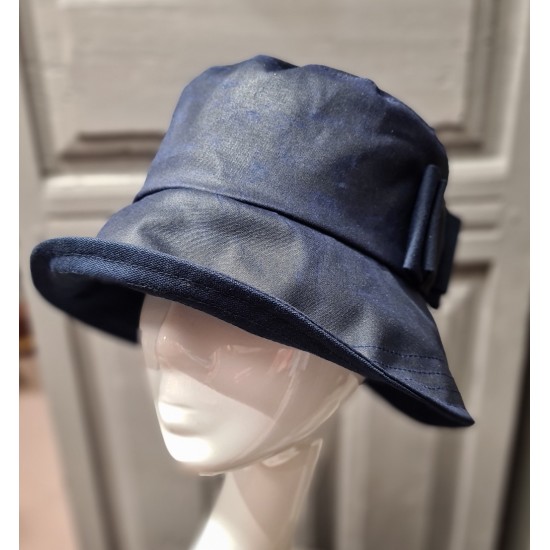 "Marine" Rain Hat byLilik et Framboise