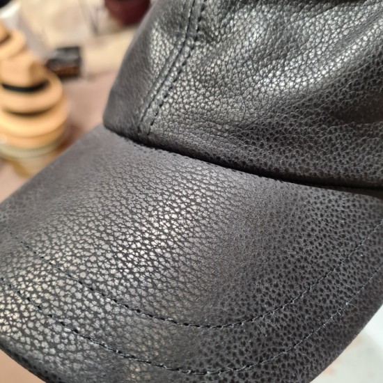 Leather baseballcap by Göttmann