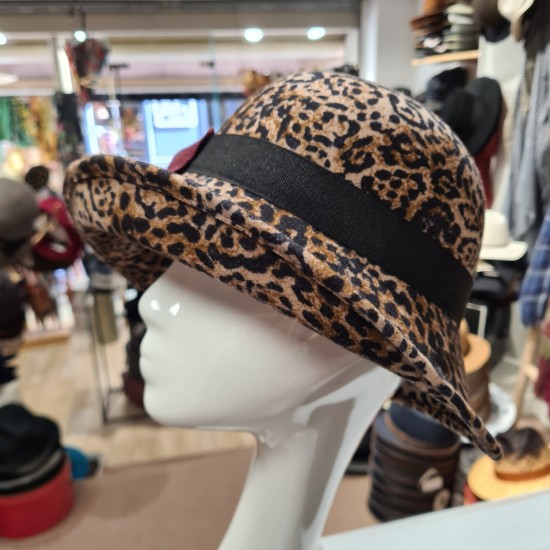 Chapeau cloche Leo Marone