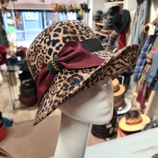 Chapeau cloche Leo Marone