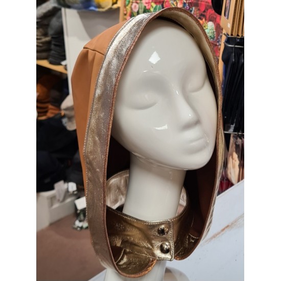 Capuche en cuir Alice Balas Paris