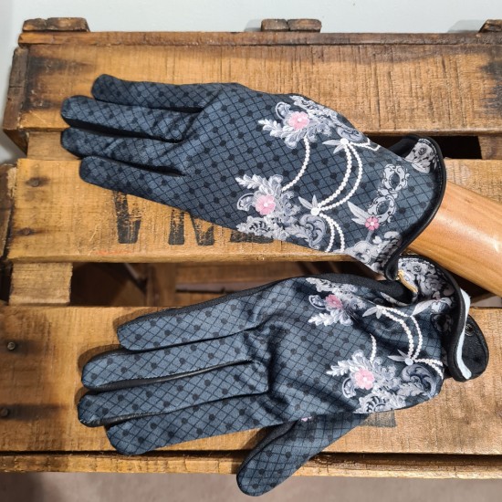 "Amore" Gloves by Brokante