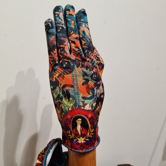 "Amazonia" Gloves by Brokante