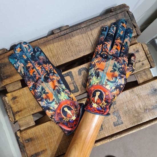"Amazonia" Gloves by Brokante