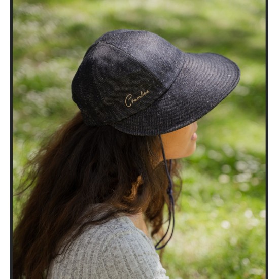 Linen Cap by Crambes