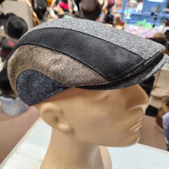 Virgin Wool Cap by Gottmann