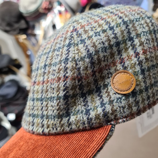 Tweed and Velvet Cap by Crambes