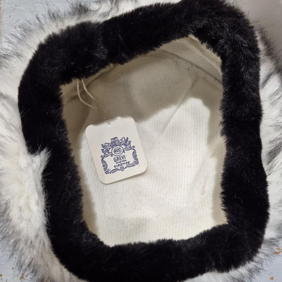 Beret by Grevi