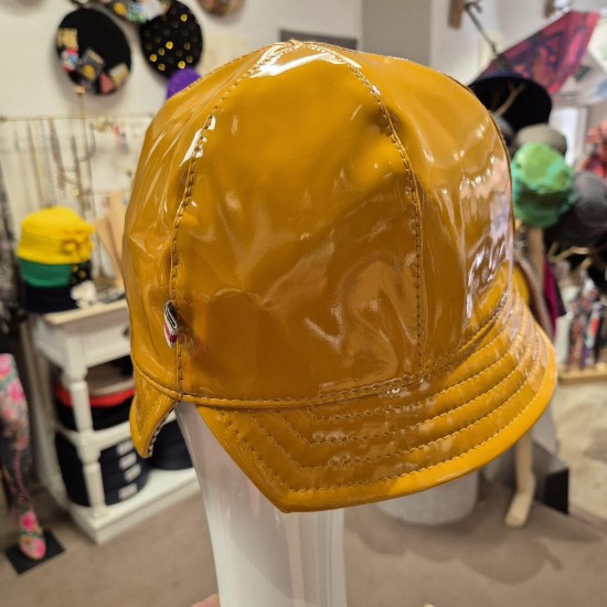 Rain hat by Bedacht
