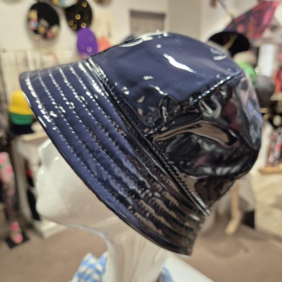 Rain hat by Bedacht