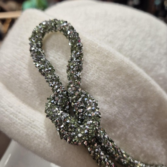 Elegant Beanie by Ariane Lespire