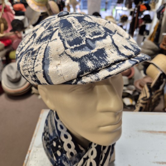 8-panel cap by Alfonso D'Este