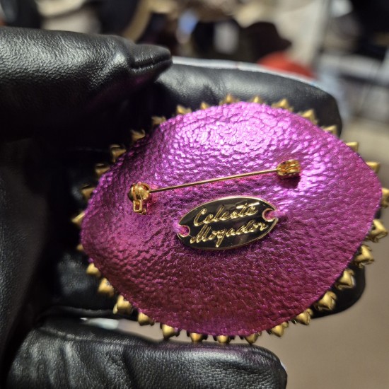 Brooch "Bisou volé" Celeste Mogador