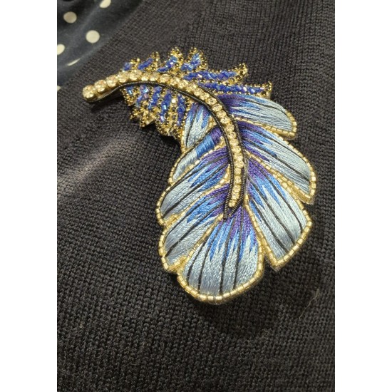 Broche Plume Bleue (XL) Celeste Mogador