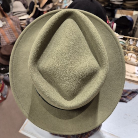 Chapeau Lasham Bailey of Hollywood