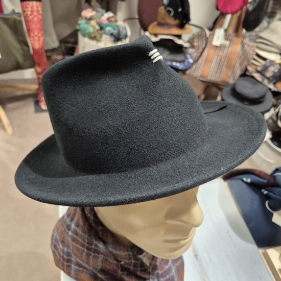 Chapeau Bailey of Hollywood