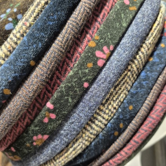 Toque en Velours et Tweed Grevi