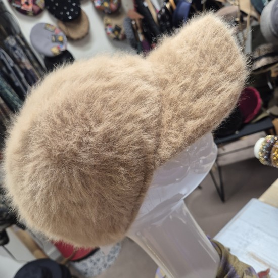 Angora Baseball Capa by Kopka