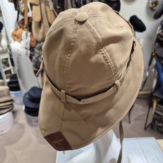 Chalutrench Béton Ciré