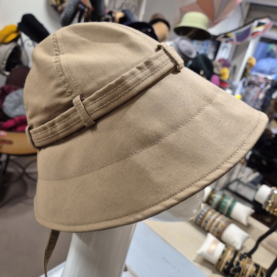 Chalutrench Béton Ciré