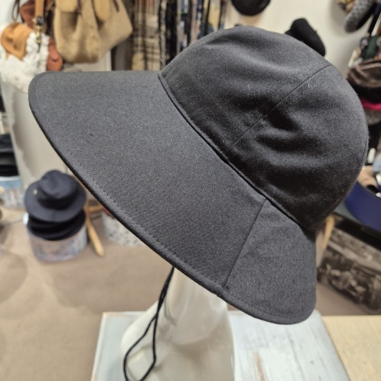 Chapeau de pluie Sabine Crambes