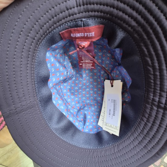 Rain Hat "Max" by Alfonso D'Este