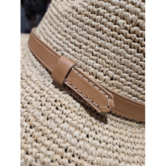 Chapeau en Raphia Le voyage en Panier