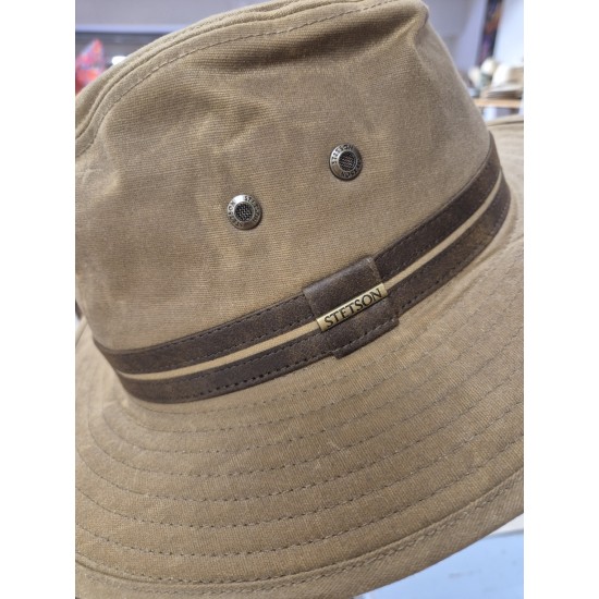 Traveller Waxed Cotton Stetson