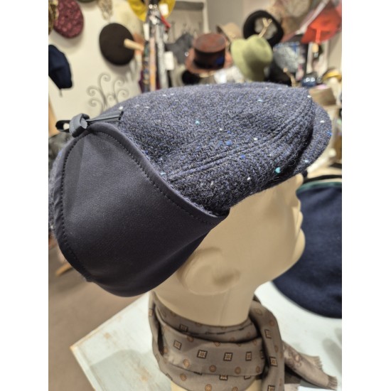 Casquette en laine vierge...